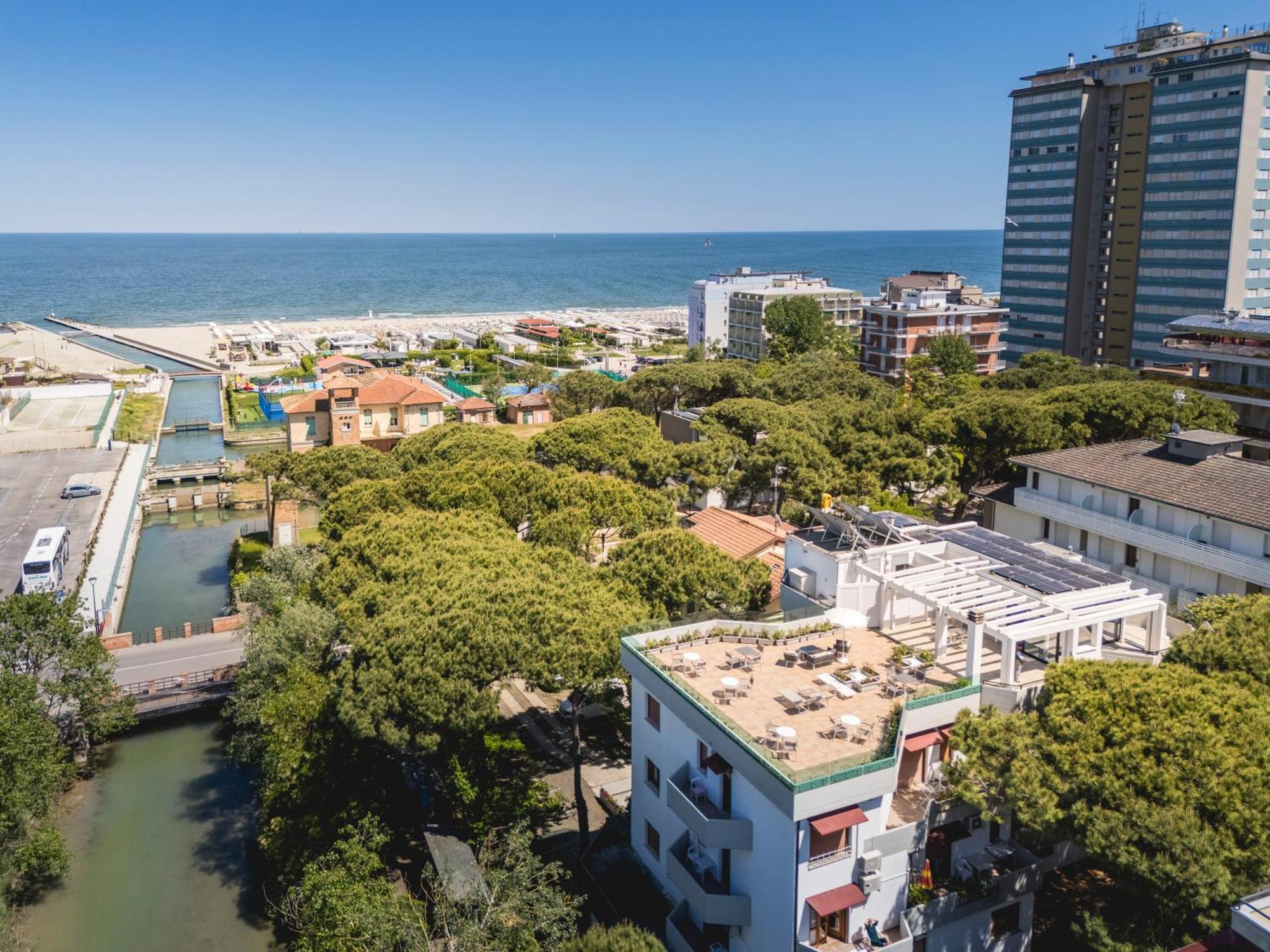 Residence Piccolo Milano Marittima Exterior photo